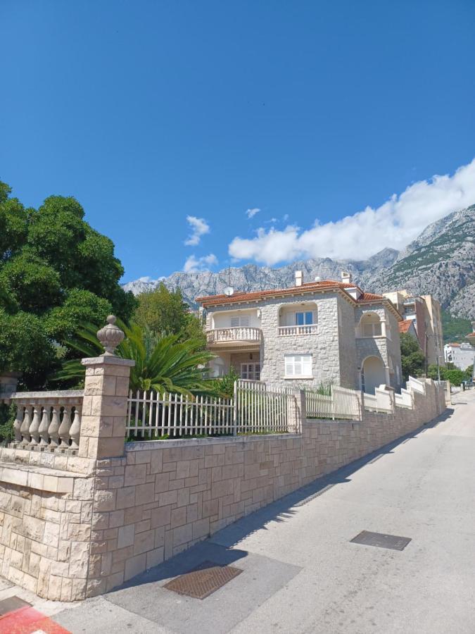 Emilija Apartament Makarska