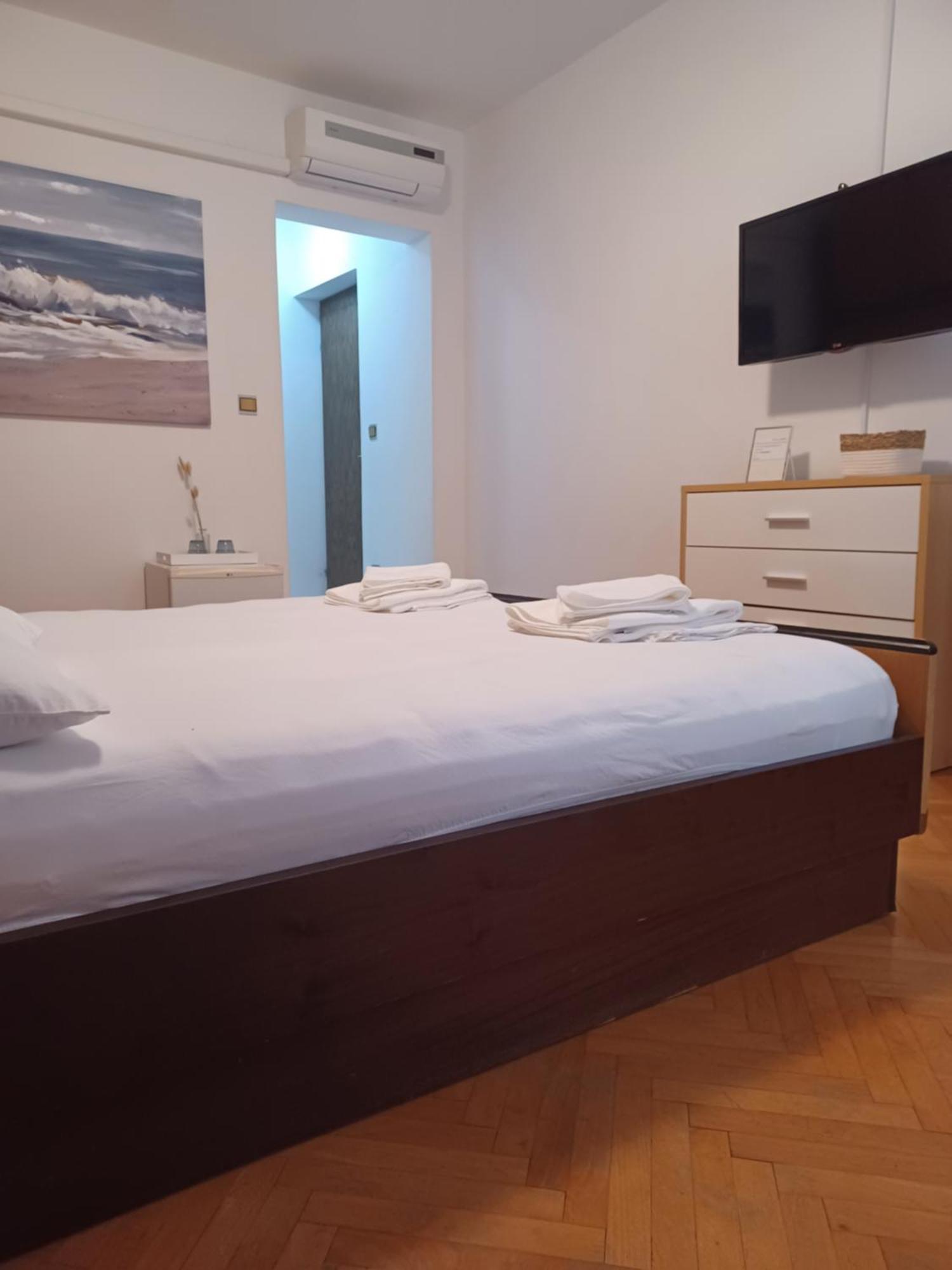 Apartament Emilija *