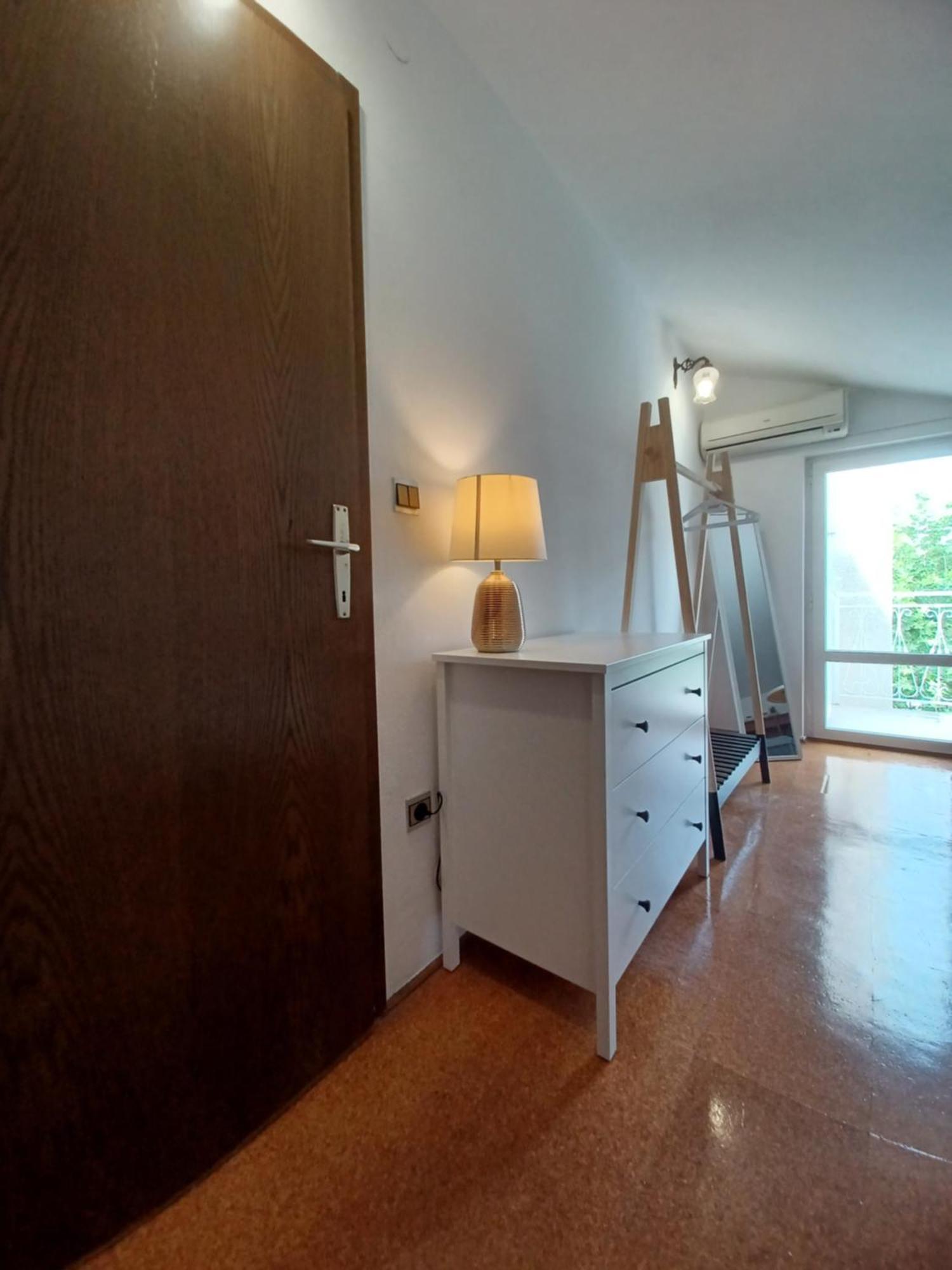 Emilija Apartament *